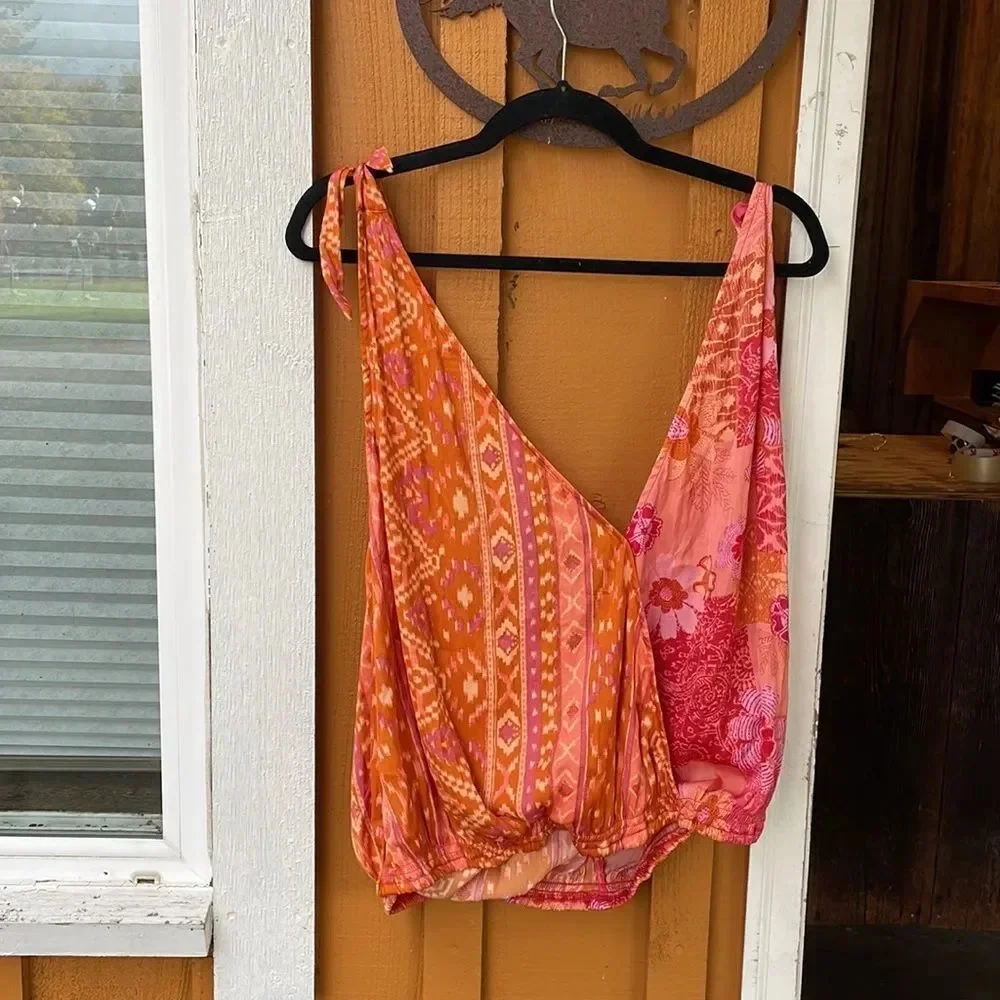 NWT Free People woman’s bright pink and red flowly tank top - Picture 2 of 13